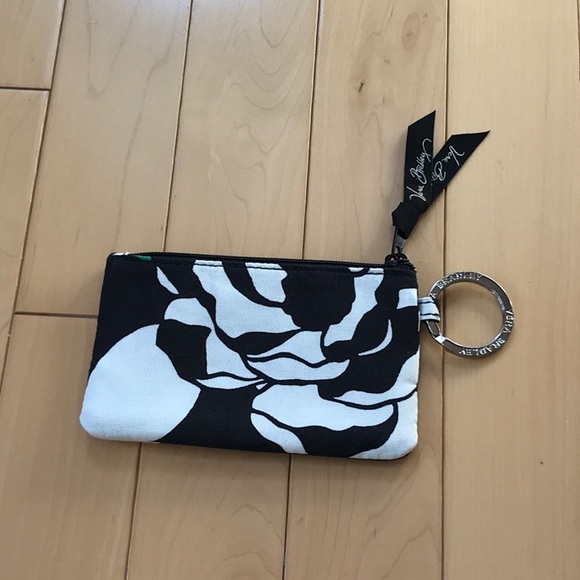 New without tags – Vera Bradley ID/Keychain case. - Picture 2 of 3